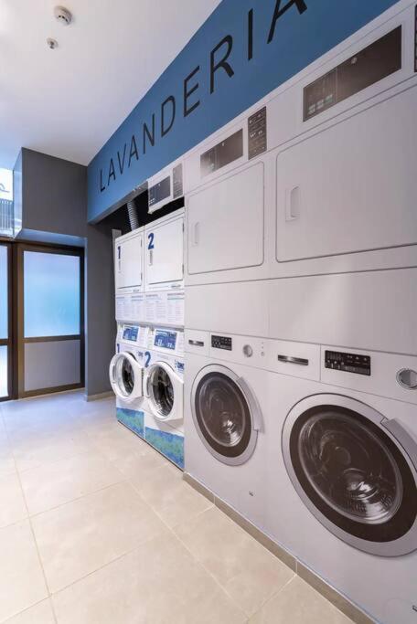Apartamento Completo E Moderno Com Ar Condicionado E Piscina No Centro Do Rio *